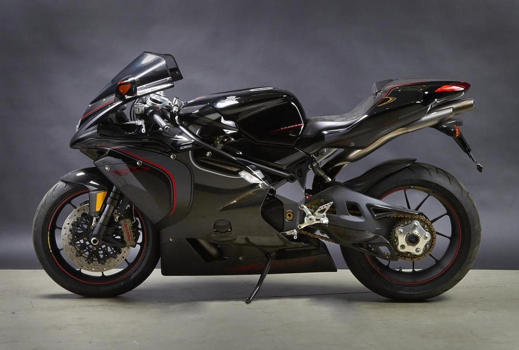 MV Agusta F4 100 CC - Motochecker